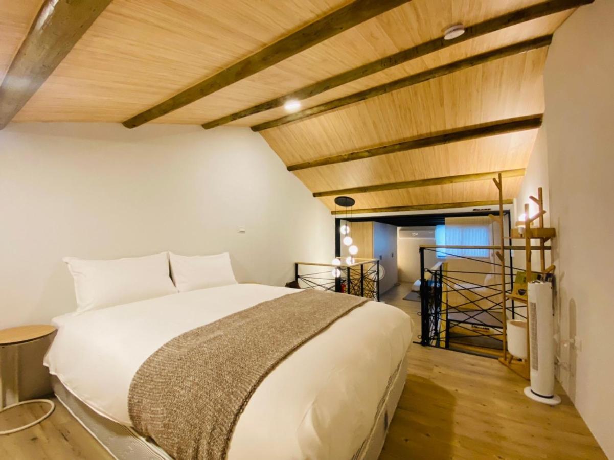 捉鳳凰 台南百年老宅包棟導覽民宿系列catchphoenix Centennial Guesthouse Exterior photo